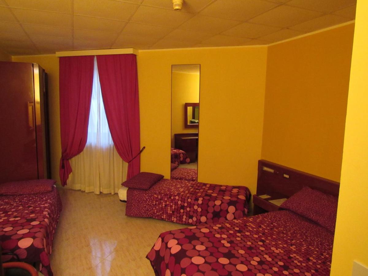 B&B The Sun Swimming & Pool Turin Extérieur photo